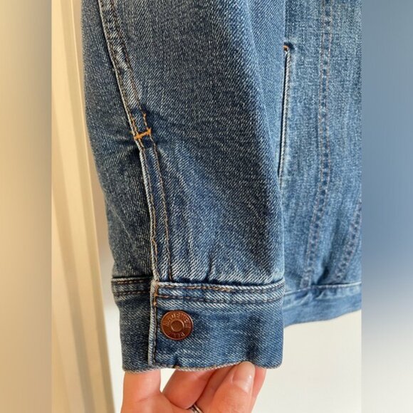 Madewell denim Sherpa lined boyfriend jacket, size XS (oversized). - Picture 2 of 9